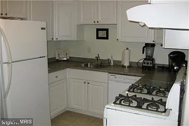 10087 Windstream Dr #4 — Photo 14