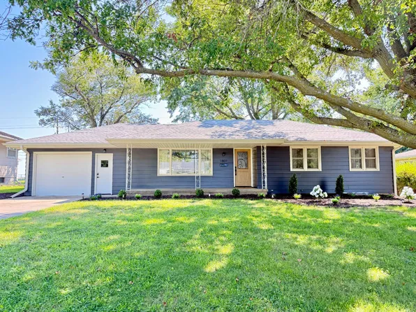 1807 Laramie St, Marysville, KS 66508