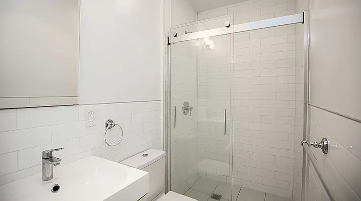 Rented by Compass | media 18