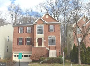 3105 White Peach Pl, Fairfax, VA 22031