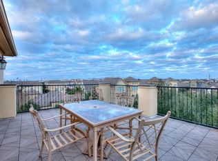9101 Harbor Hills Dr, Houston, TX 77054