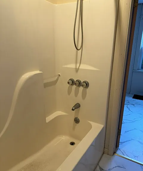 70 Pickering St #1 — Photo 15