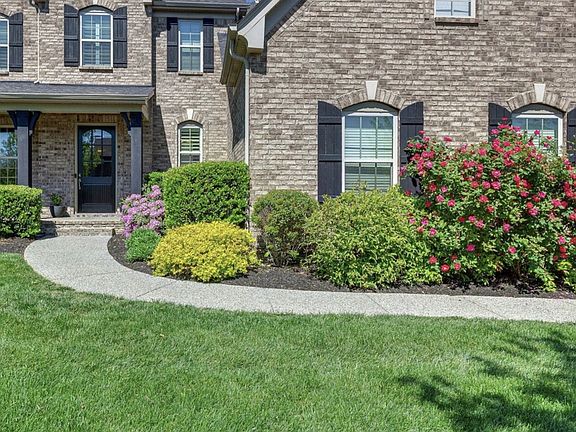 3rd image of 310 Terri Park Way