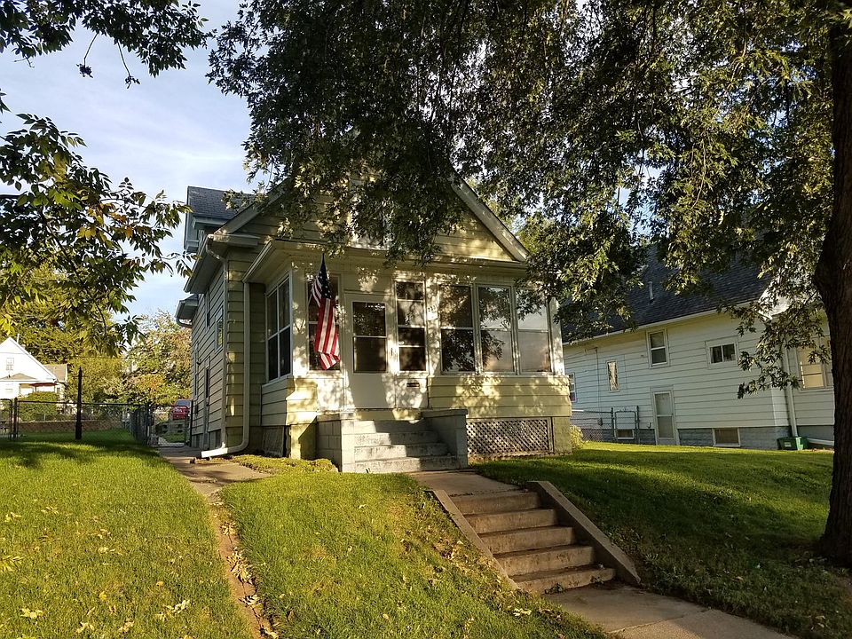1st image of 2331 S 35th St