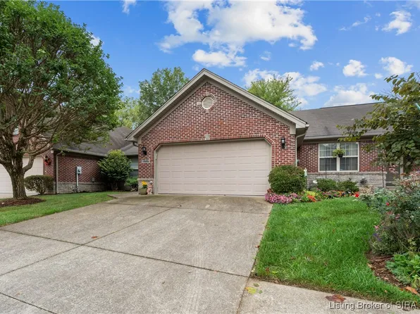 1926 Majestic Meadows Drive, Clarksville, IN 47129