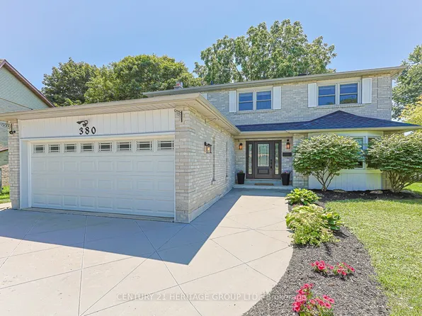 380 Selby Cres, Newmarket, ON L3Y 6E1