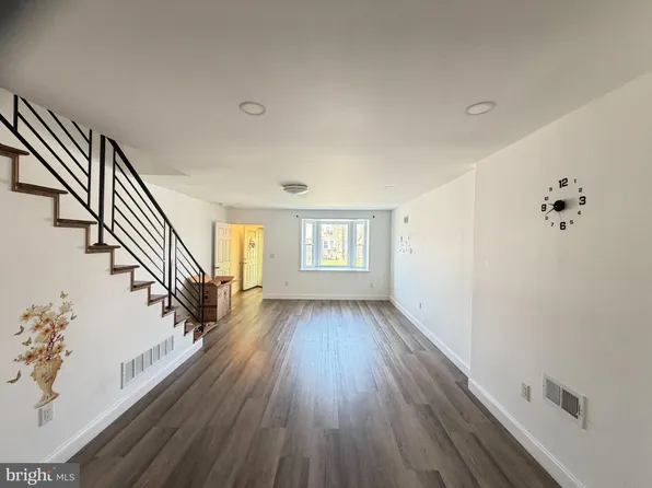 3113 Glenview St, Philadelphia, PA 19149