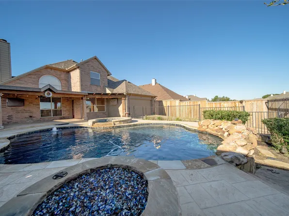 3313 Capstone Ln, Garland, TX 75043