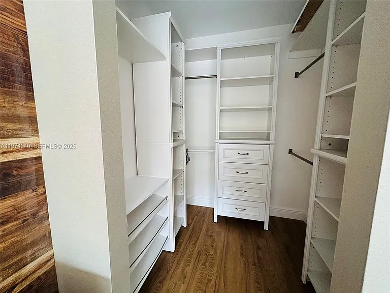 17021 N Bay Rd #219 — Photo 18