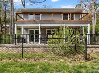 210 N Lake Dr, Hillsboro, MO 63050