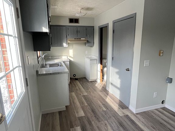 2nd image of 1784 Normandy Dr APT 103