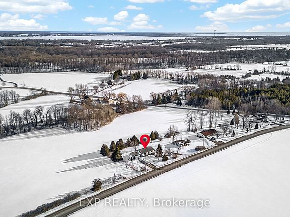 3rd image of 1423 Ridge Rd