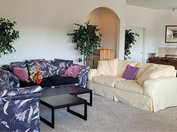 3rd image of 17020 SE 14th Ln