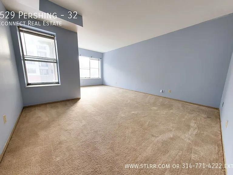 5529 Pershing Ave #32 — Photo 9