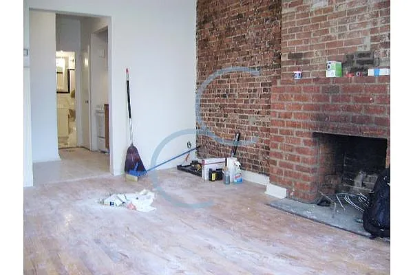 Rented by City Connections Realty | media 38