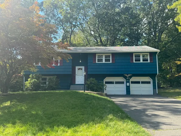 29 Alexander Road, Bloomfield, CT 06002