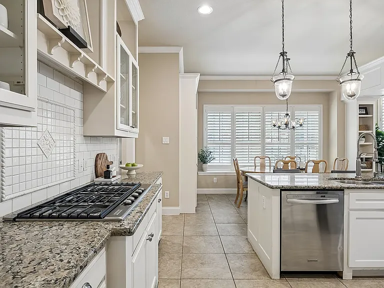 9004 Cypress Creek Rd — Photo 10