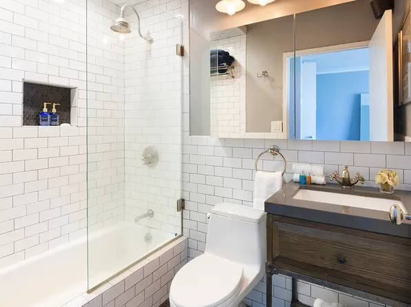 61 West 62nd Street image 5 of 7