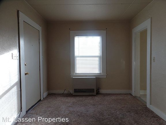 3rd image of 340 Lovell Aly APT B