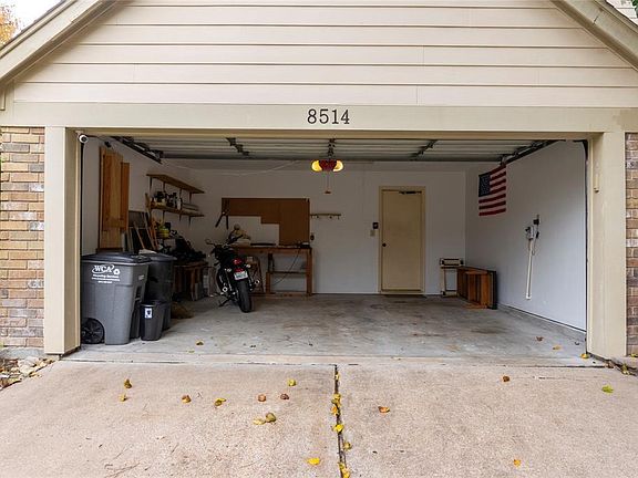 3rd image of 8514 Hot Springs Dr