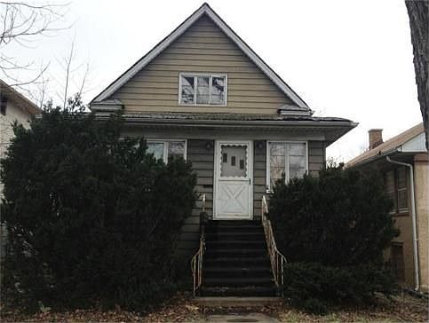1st image of 1121 S Highland Ave