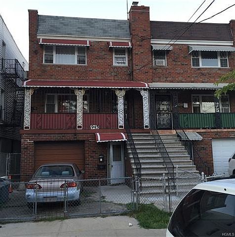 1st image of 945 E 229th St