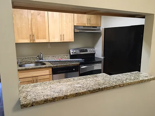 Rented by 18 REALTY | media 12