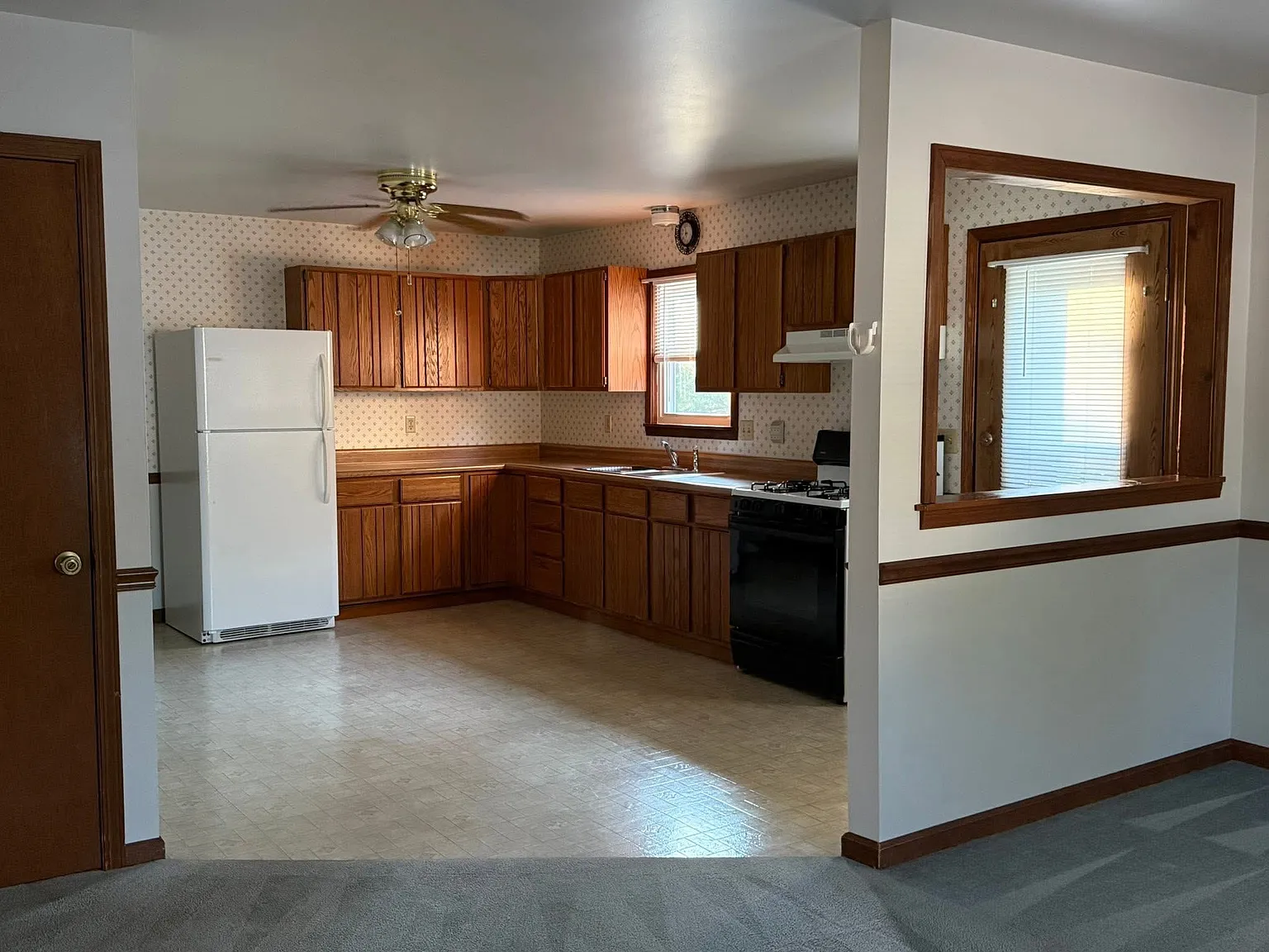 620 Columbia Ave — Photo 3