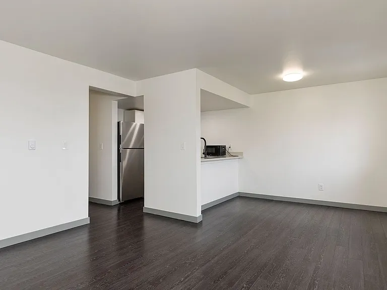 Seattle View Apartments — Photo 37