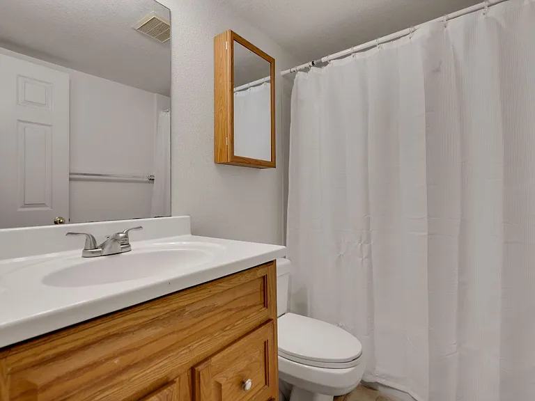 1385 Keywood Ct — Photo 12