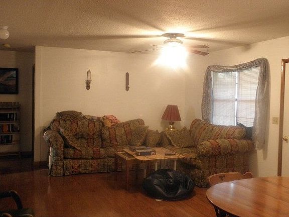 5th image of 41 Marty Ln