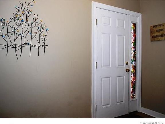 2nd image of 3865 Stonehaven Dr