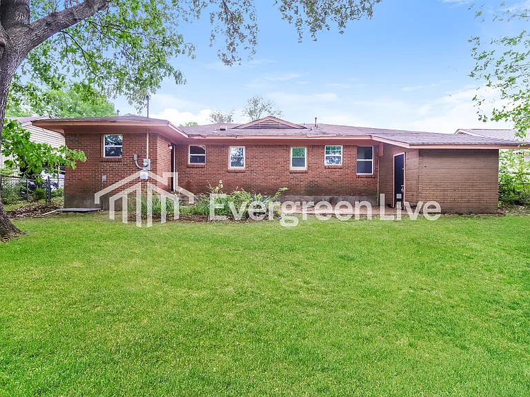 4302 Almo Ave — Photo 14