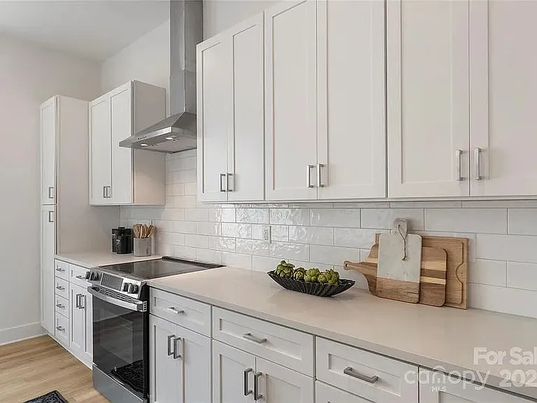 5007 Nimes Rd — Photo 29