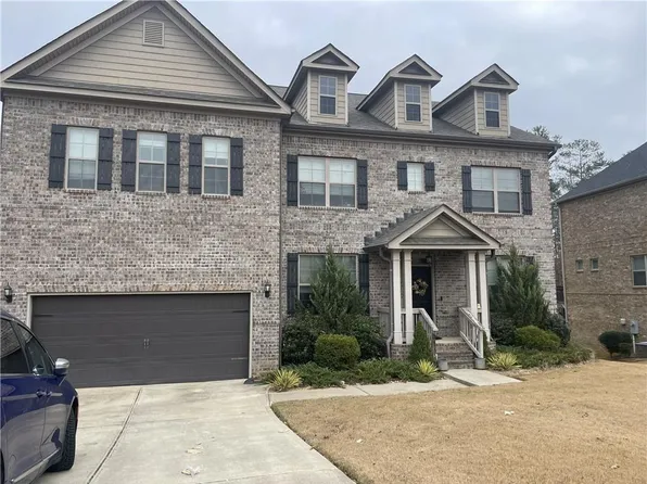 615 Birkdale Dr, Fairburn, GA 30213