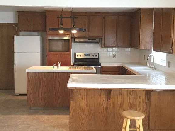 3rd image of 1240 Denver A Ct