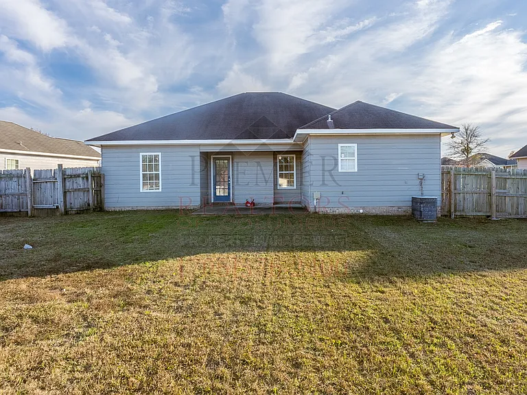 6117 Crossbow Dr — Photo 18