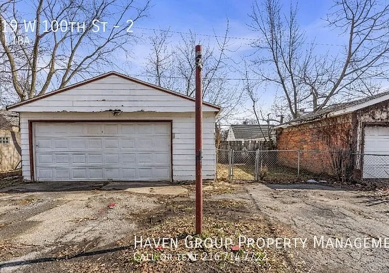 3519 W 100th St #2 — Photo 22