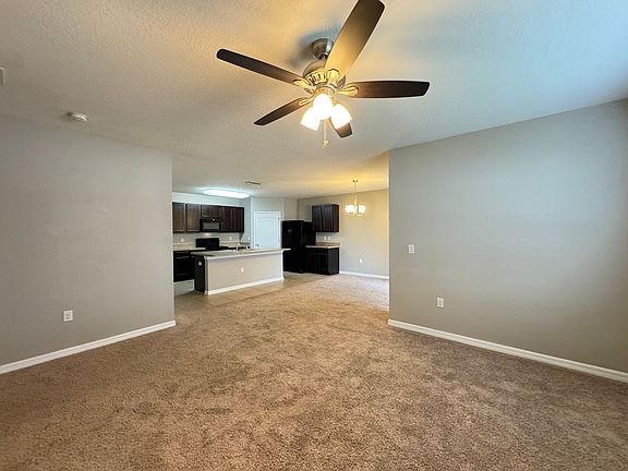 5th image of 1665 Laurel Oaks Dr