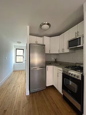 Rented by Compass | media 5