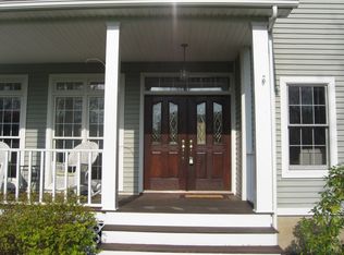 51 Dakota Dr, Hopewell Junction, NY 12533