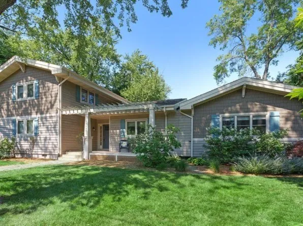 15629 Nannene Ave, Union Pier, MI 49129