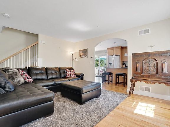 4th image of 12 Gerson Way #12