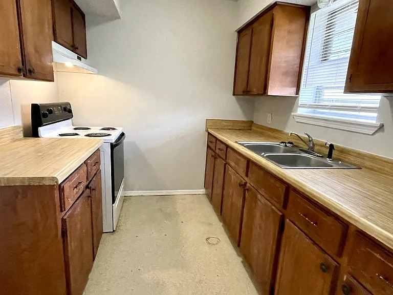 4438 Carter Rd — Photo 3
