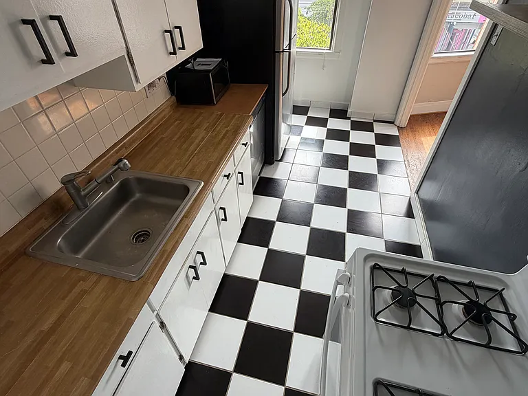 2385 California St #2 — Photo 12