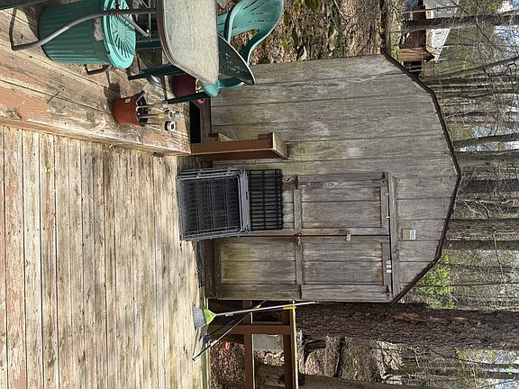 5th image of 102 Camporee Ct