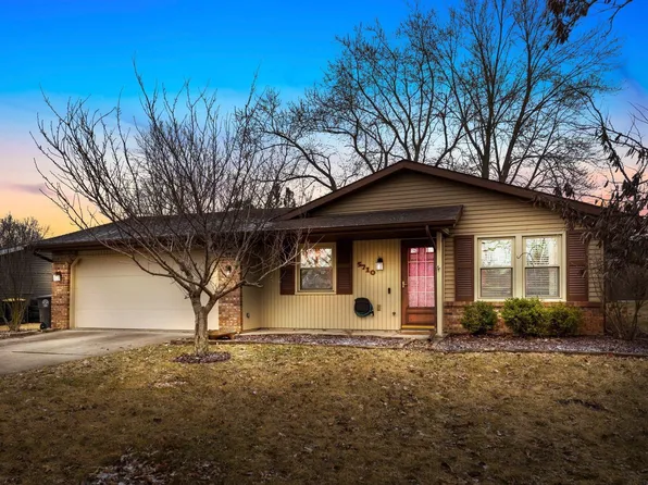 5710 Mirando Dr, Fort Wayne, IN 46835