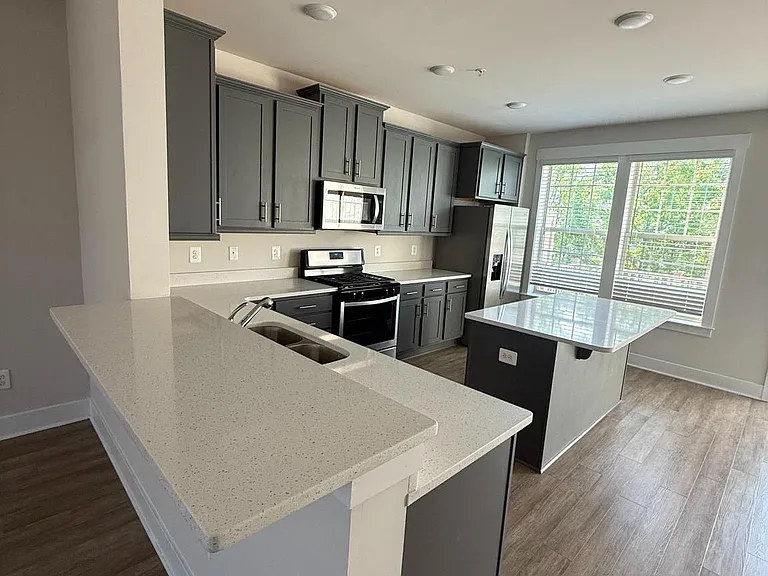 212 Pomegranate Ln — Photo 14