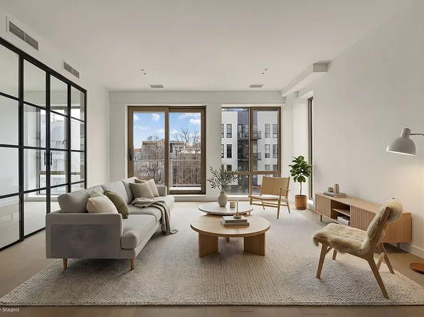 174 Eagle St #3, Brooklyn, NY 11222