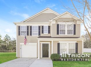 1210 Willow Bridge Ct, Charlotte, NC 28216